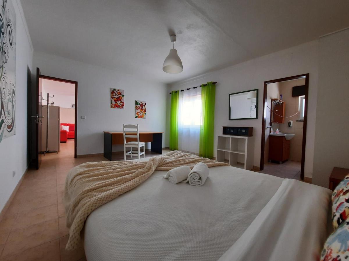 Surf House Helena Hotel Đảo Đảo Baleal Ngoại thất bức ảnh