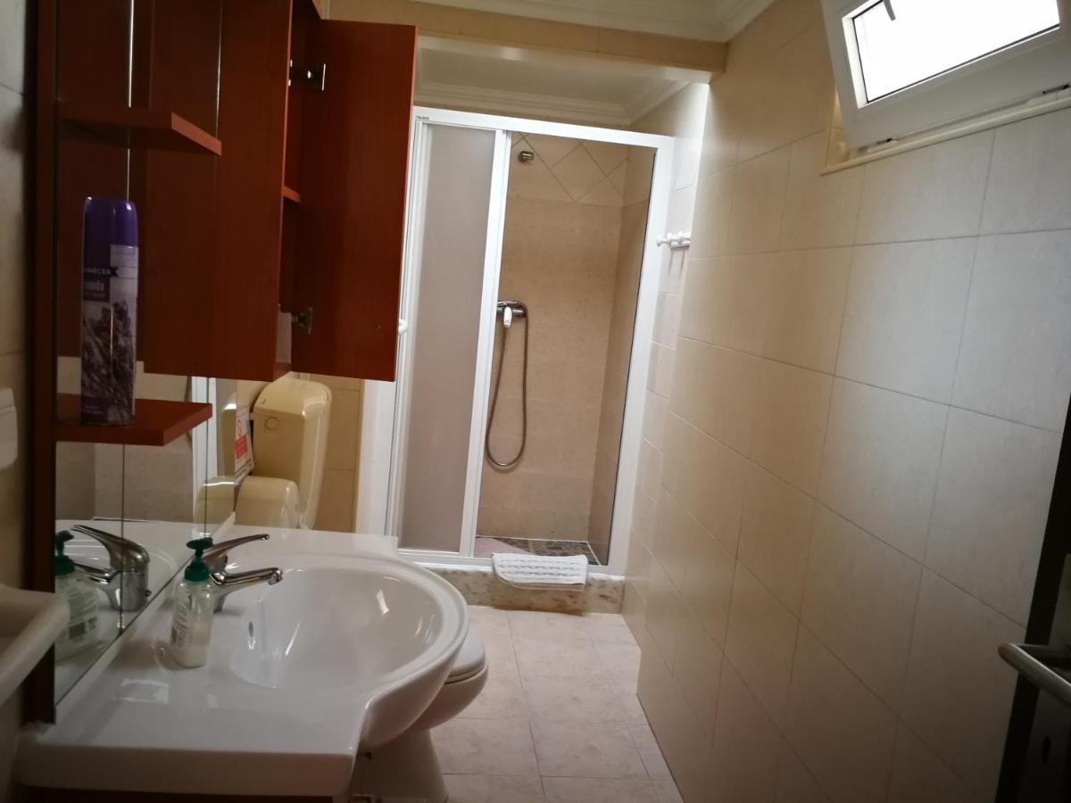 Surf House Helena Hotel Đảo Đảo Baleal Ngoại thất bức ảnh