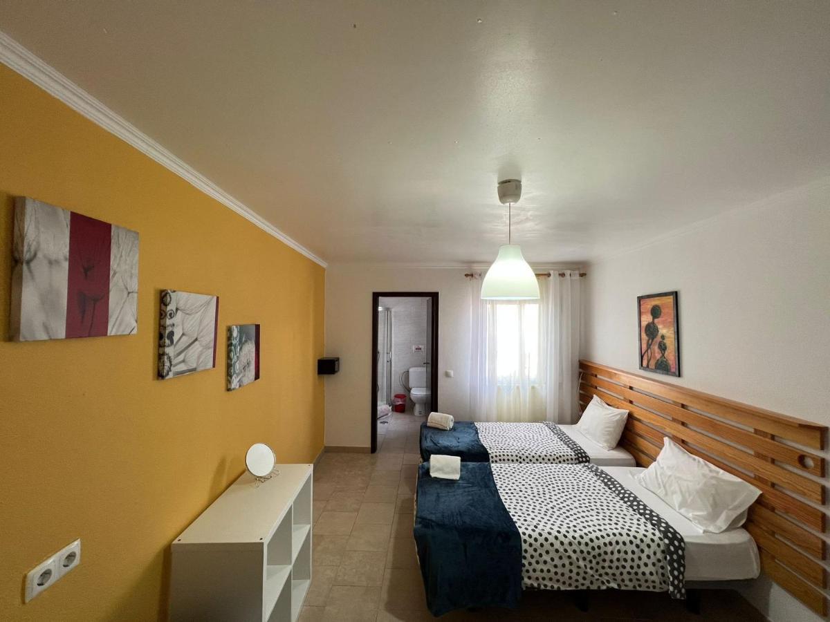 Surf House Helena Hotel Đảo Đảo Baleal Ngoại thất bức ảnh